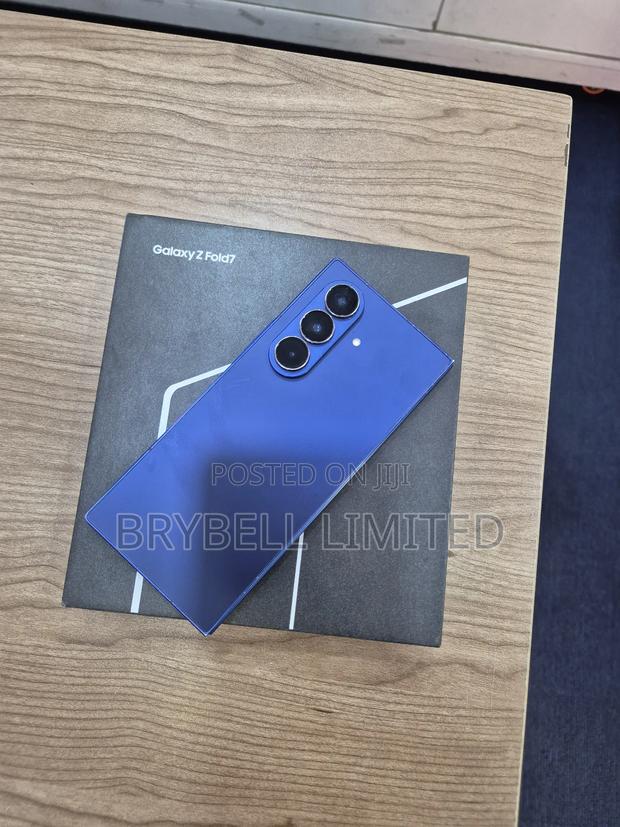 Samsung Galaxy Z Fold7 256 GB Blue - main view