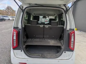 Honda N-WGN 2020 Pearl