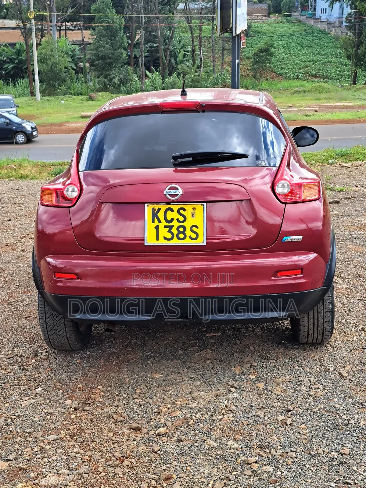 Nissan Juke 2011 Red