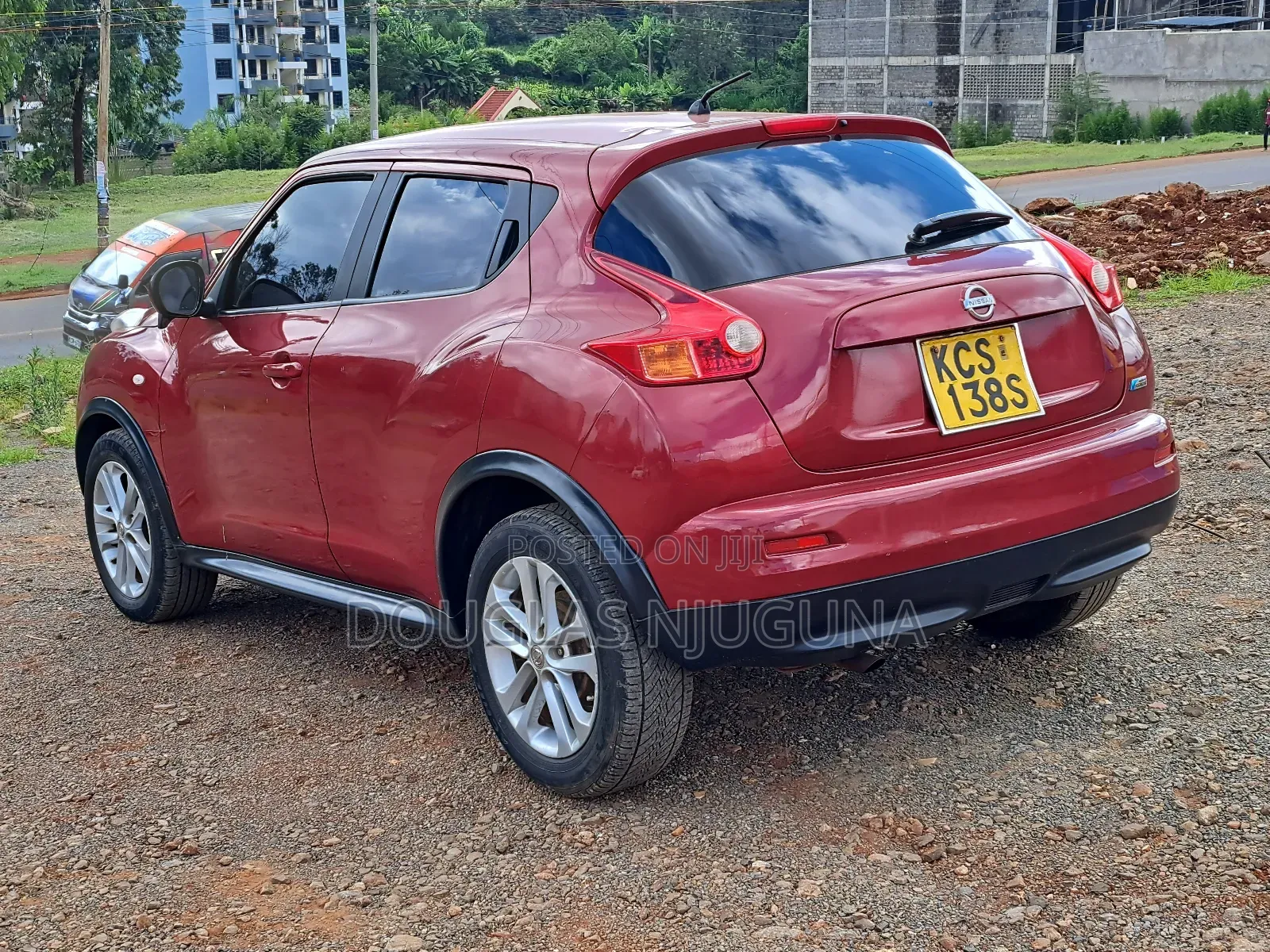 Nissan Juke 2011 Red