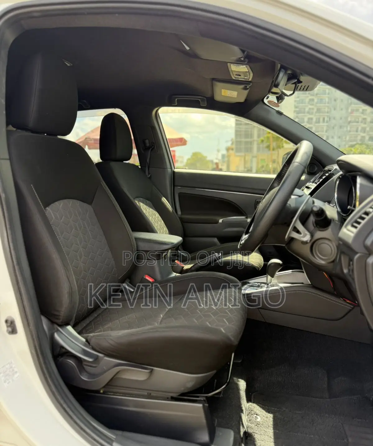 Mitsubishi RVR 2019 White