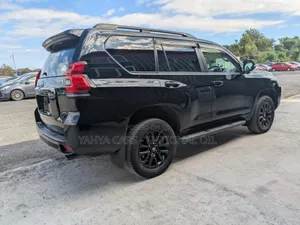 Toyota Land Cruiser Prado 2020 Black