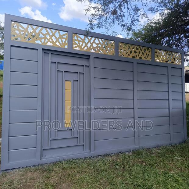 Sliding Gate for Your Driveway - thumbnail 3