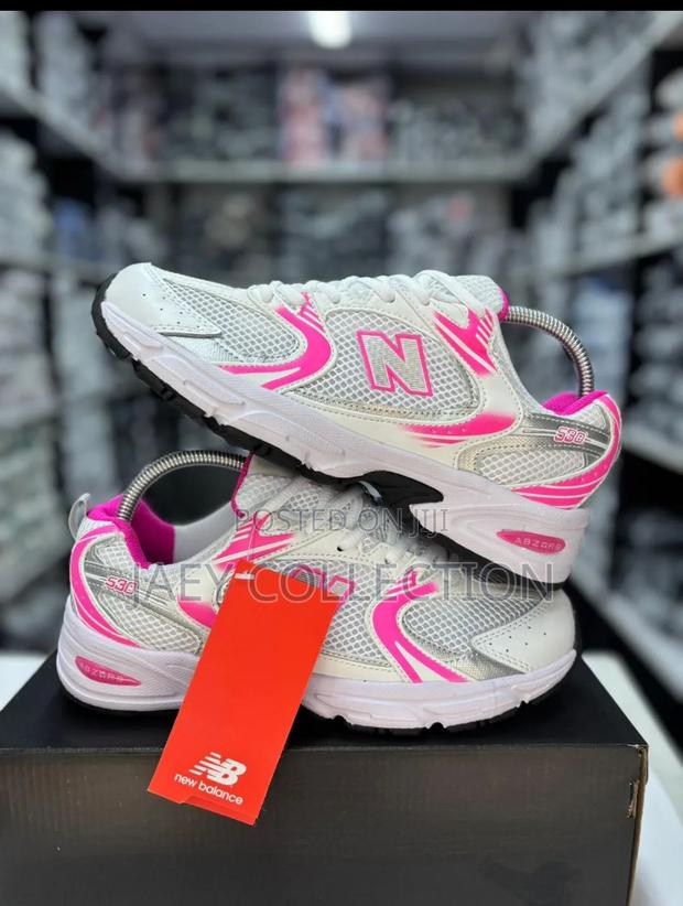 New Balance 530 Sneakers