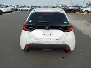 Toyota Yaris 2020 Pearl