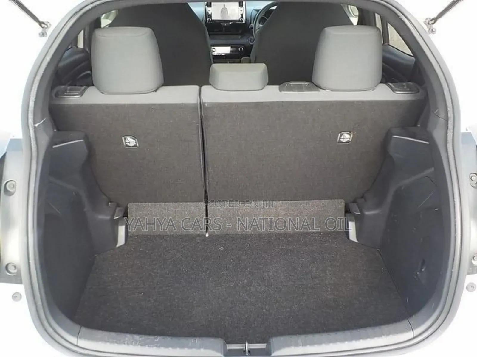 Toyota Yaris 2020 Pearl