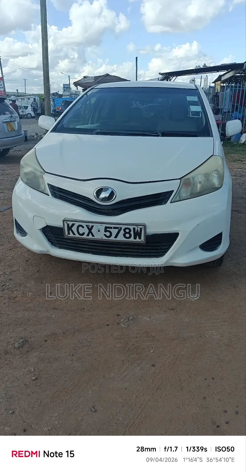 Toyota Vitz 2011 White