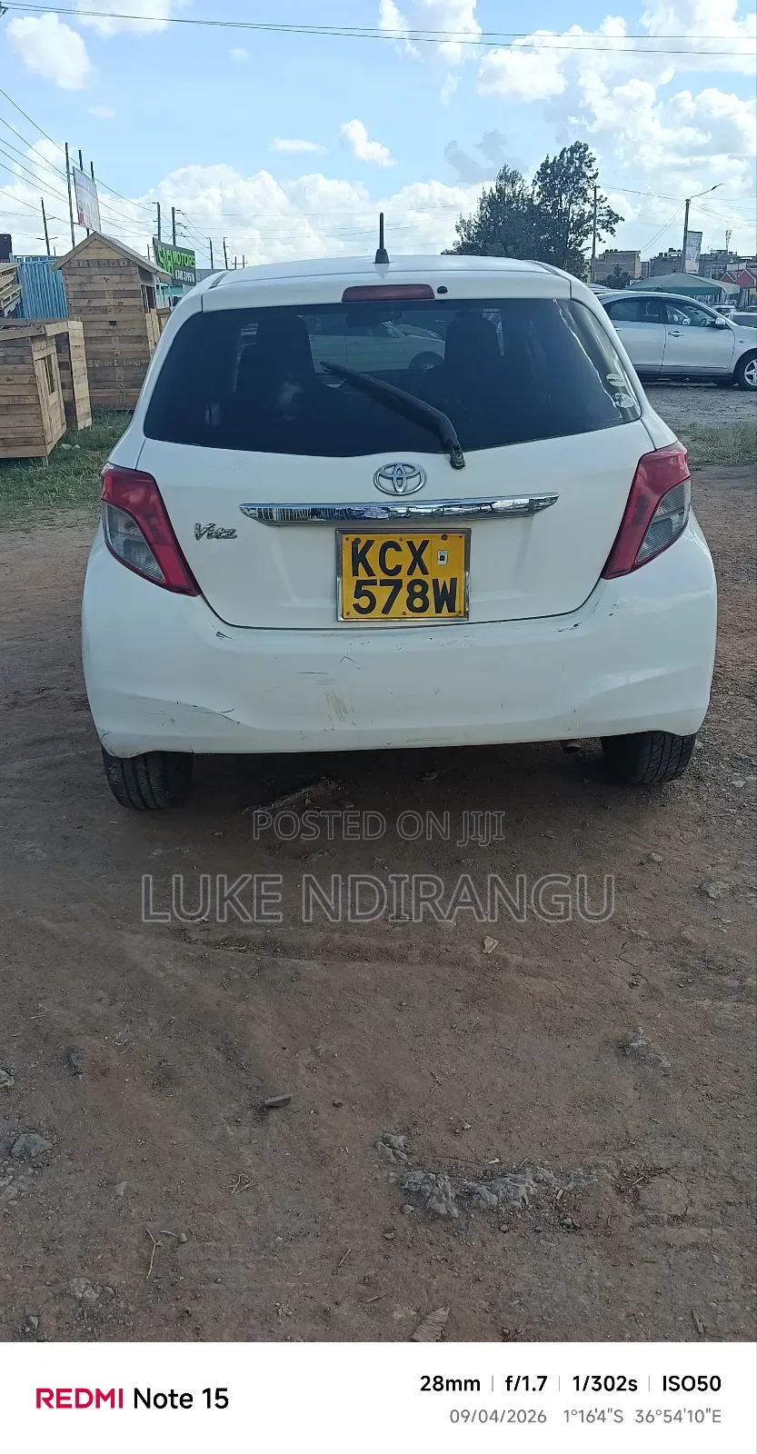 Toyota Vitz 2011 White