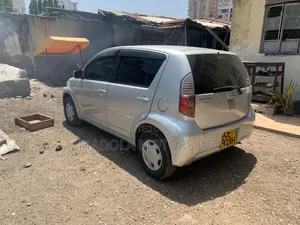 Toyota Passo 1.0 AWD 2010 Silver