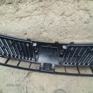 Toyota Harrier Grill With Camera