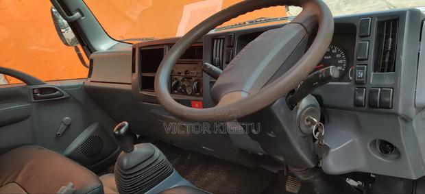 Isuzu NQR With Water Tank - thumbnail 16