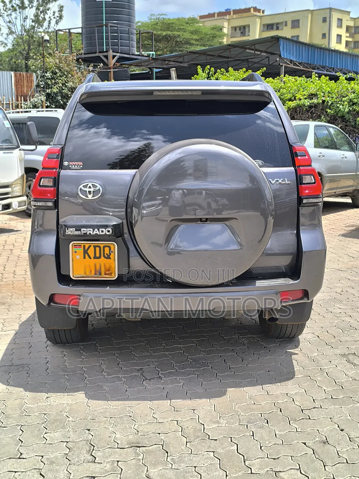 Toyota Land Cruiser Prado Kakadu 2018 Gray