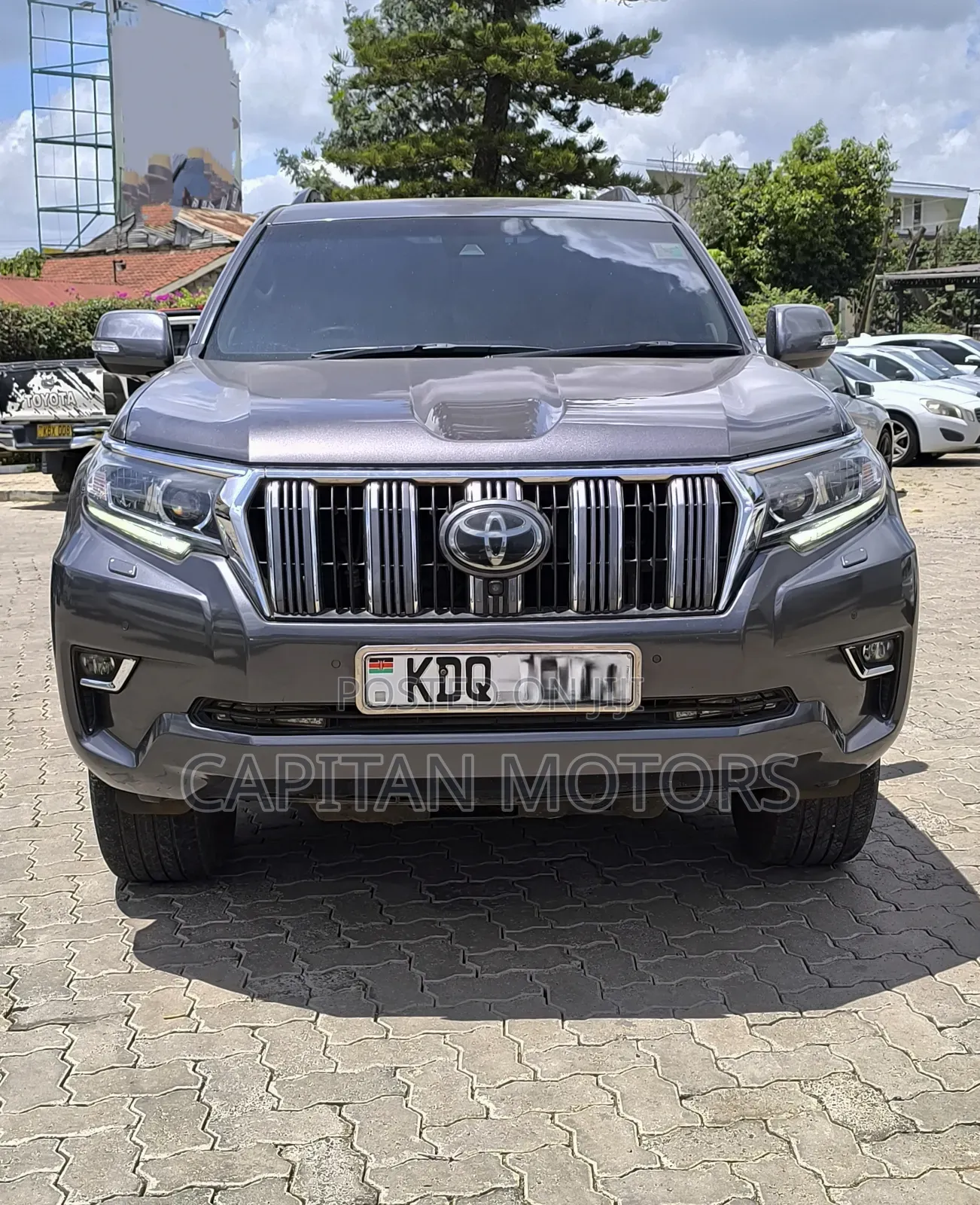 Toyota Land Cruiser Prado Kakadu 2018 Gray