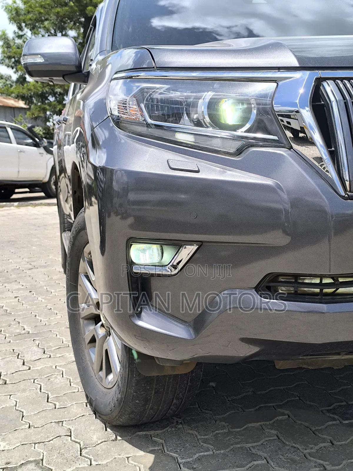Toyota Land Cruiser Prado Kakadu 2018 Gray