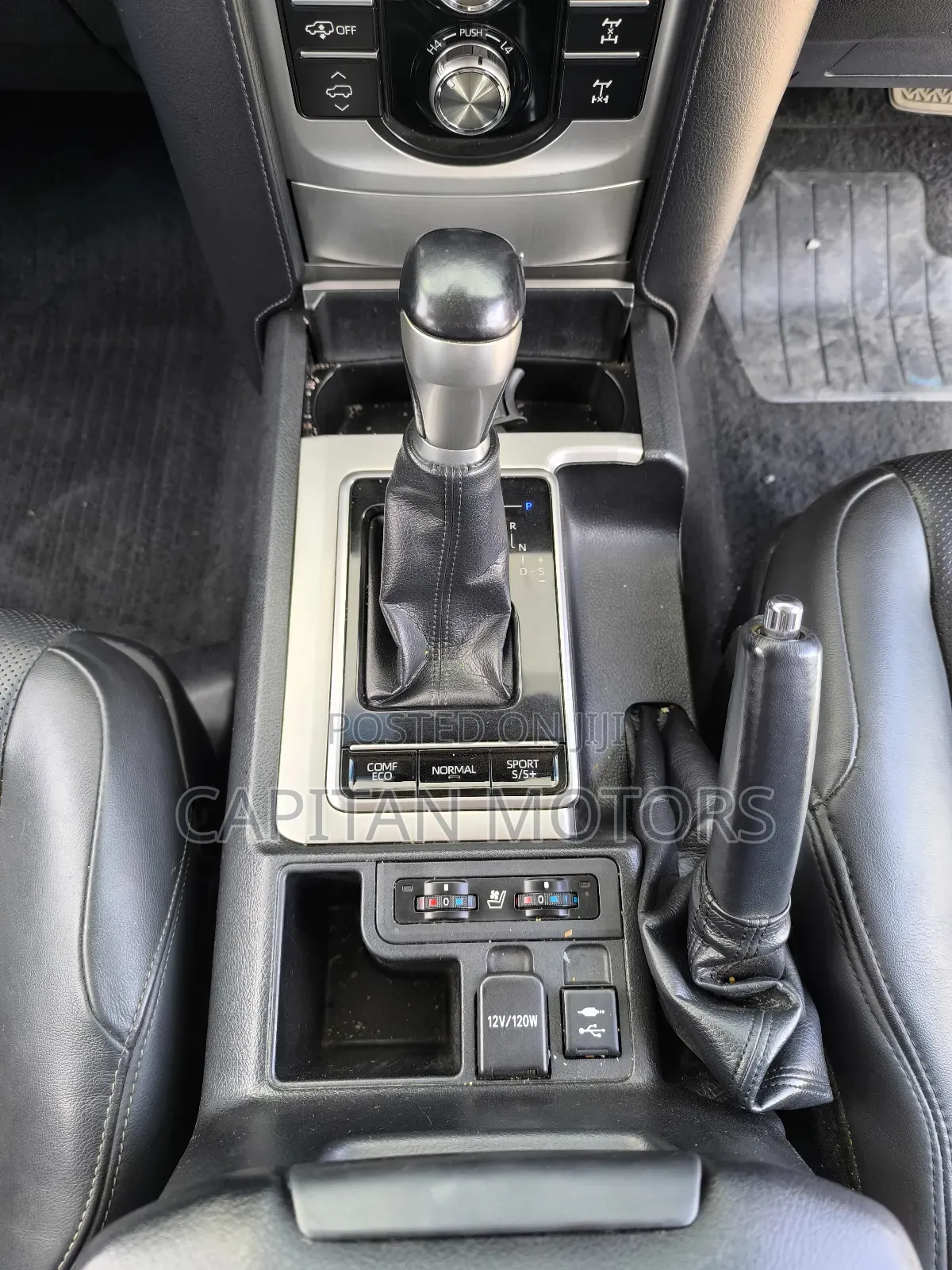 Toyota Land Cruiser Prado Kakadu 2018 Gray