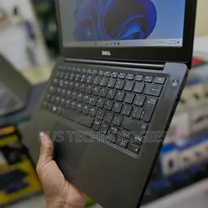 Laptop Dell Latitude E7270 8GB Intel Core i5 SSD 256GB