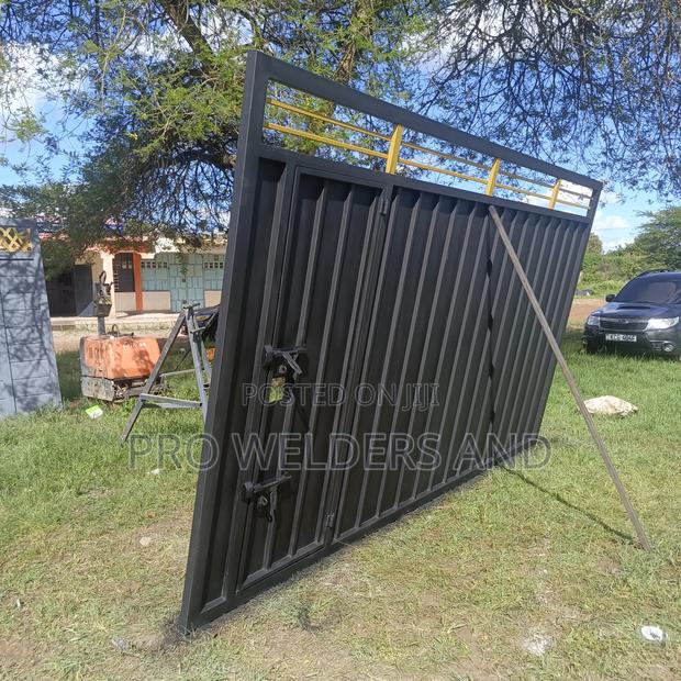 Durable Custom Steel Sliding Gates – Anti-Rust Long Lasting - thumbnail 4
