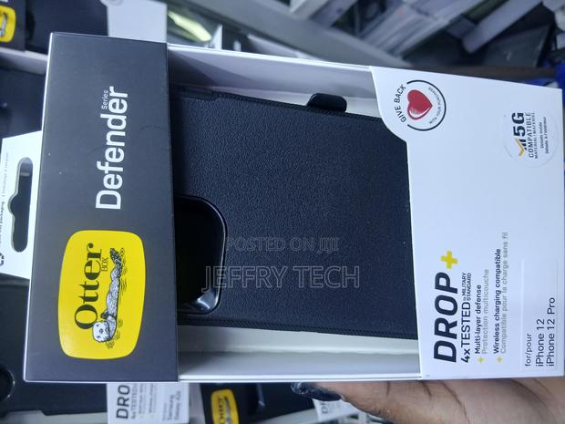 Otterbox Defender Series Protective Case for the iPhone 13 Pro Max. - thumbnail 2