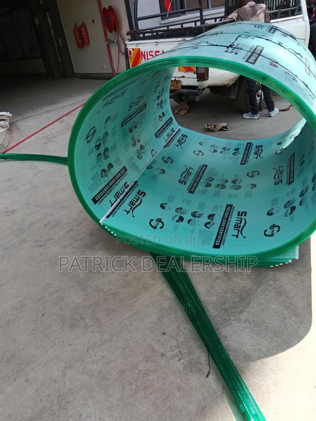 8mm Green Polycarbonate Sheets - thumbnail 2