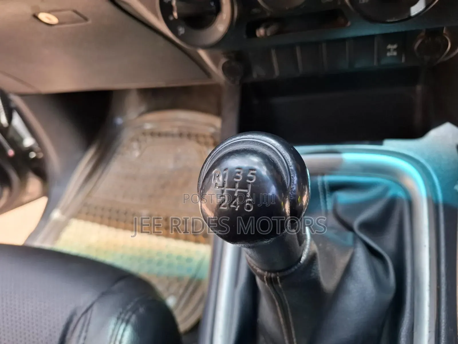 Toyota Hilux Revo Double Cab Deisel 2.4 AWD 2016 Blue