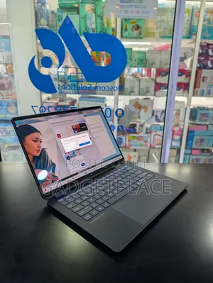 Laptop HP OmniBook Ultra Flip 14" 16GB Intel Core Ultra 7 SSD 1T