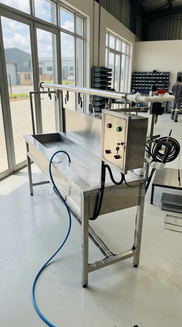 High-Speed Water Filling Machine – Increase Production Profit