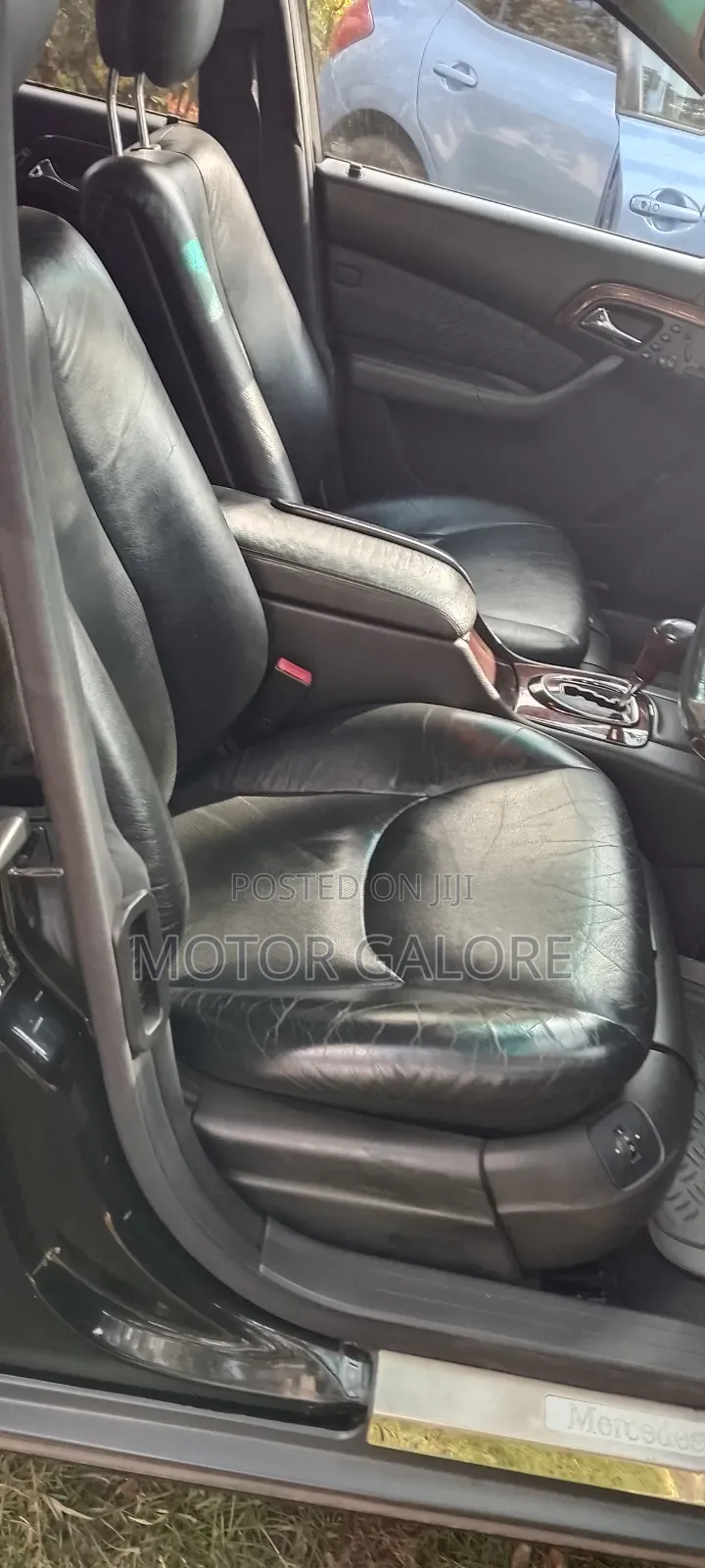 Mercedes-Benz S-Class S 320 (W220) 2000 Black