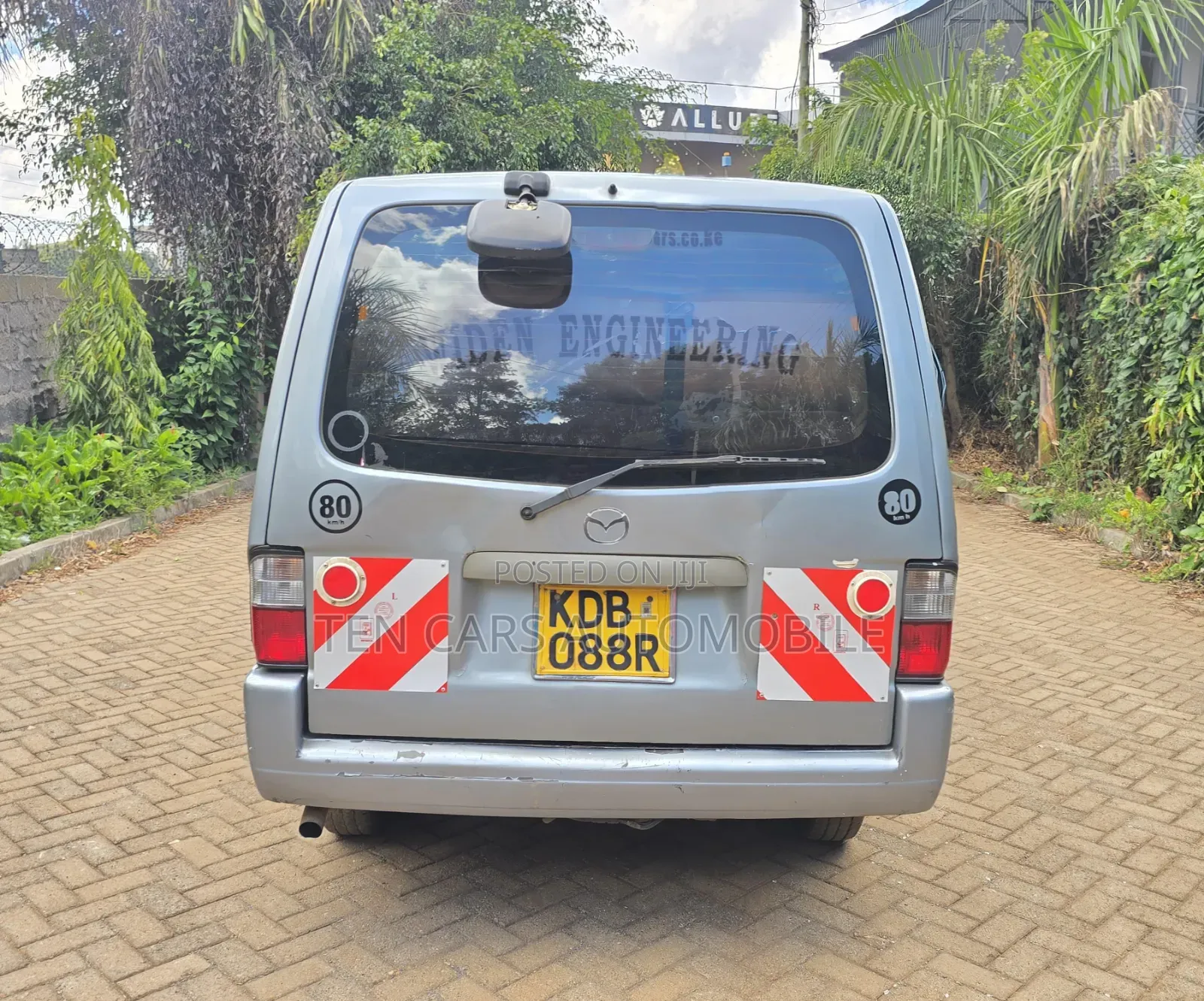 Mazda Bongo 2013 Silver