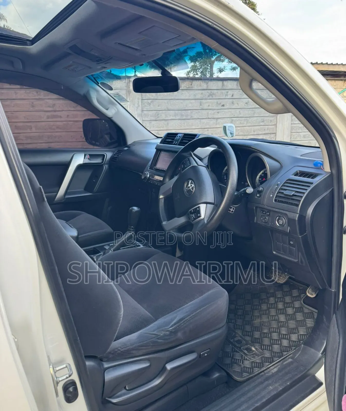 Toyota Land Cruiser Prado 2016 White