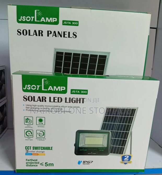 300w Solar Flood Light With Remote –
