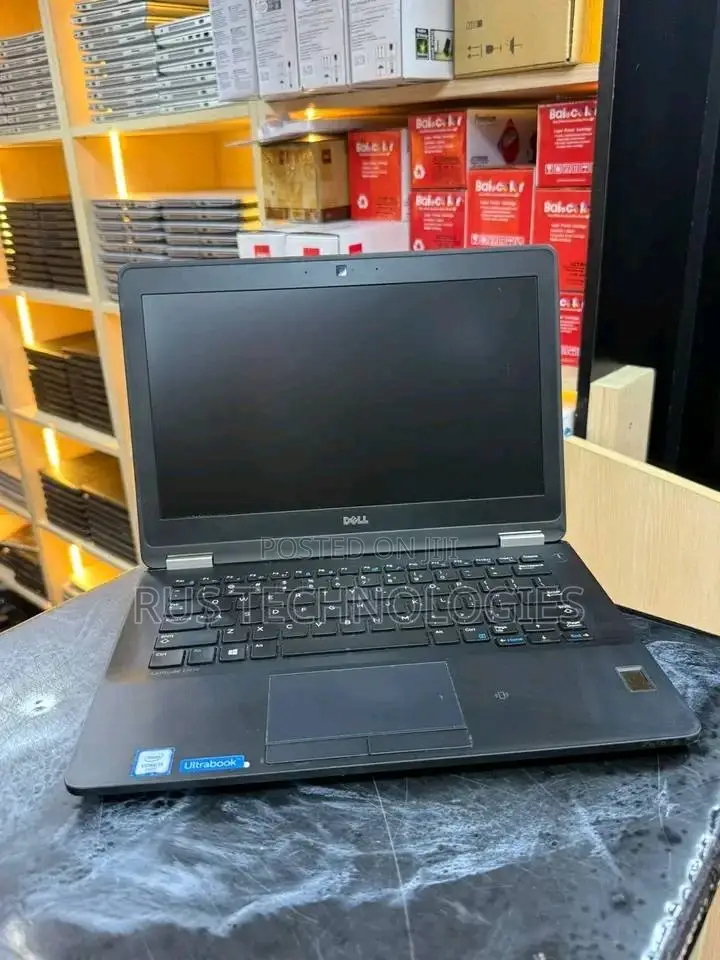 Laptop Dell Latitude E7270 8GB Intel Core i7 SSD 256GB