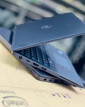 Laptop Dell Latitude E7270 8GB Intel Core i7 SSD 256GB