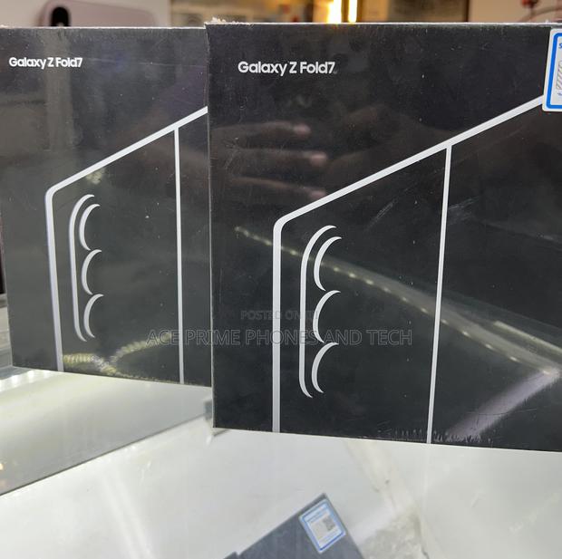 New Samsung Galaxy Fold 512 GB Black