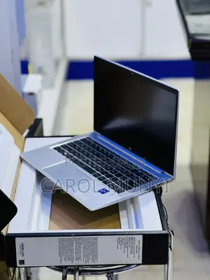 New Laptop HP EliteBook 840 G8 16GB Intel Core i7 SSD 256GB