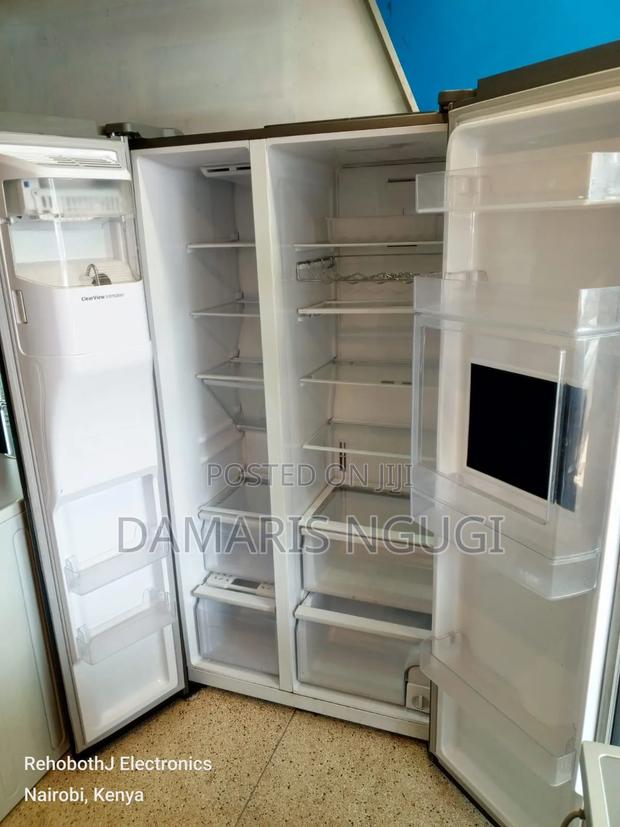 Black Samsung Side by Side Refrigerator - thumbnail 2