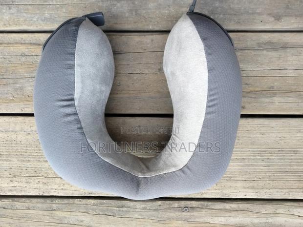 Travel Neck