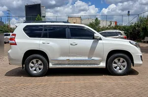 Toyota Land Cruiser Prado 2.8 D-4D 2016 White