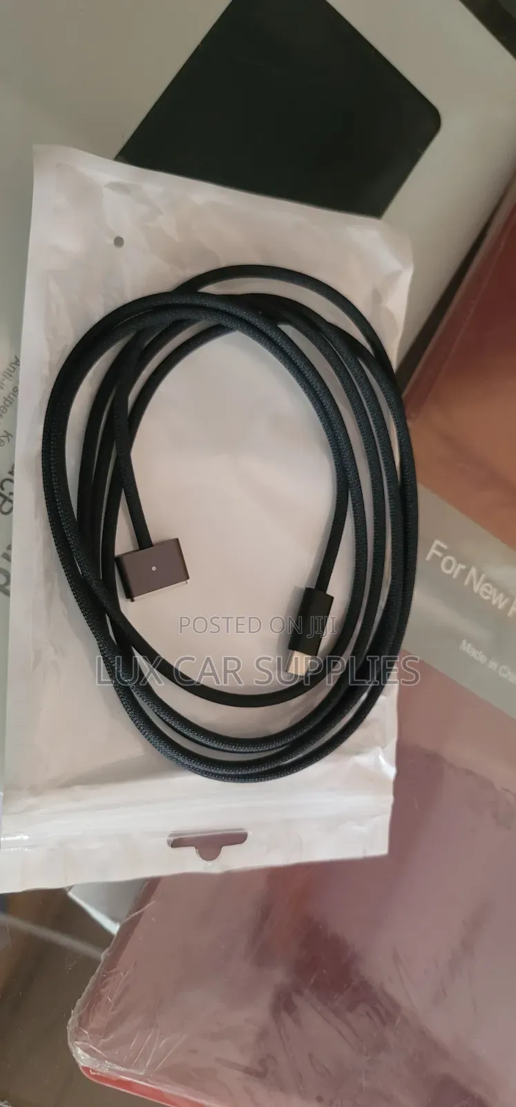 Apple Usb-C to Magsafe 3 Cable, a 2-Meter Charging Cable