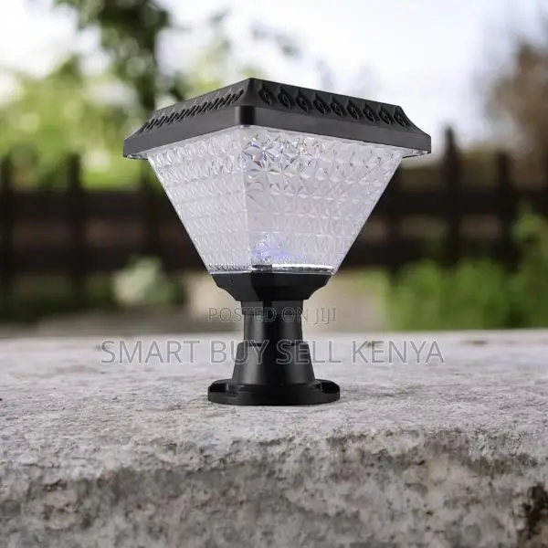 Weather Resistant Body and Led Light Outdoor Solar Fence Post Light