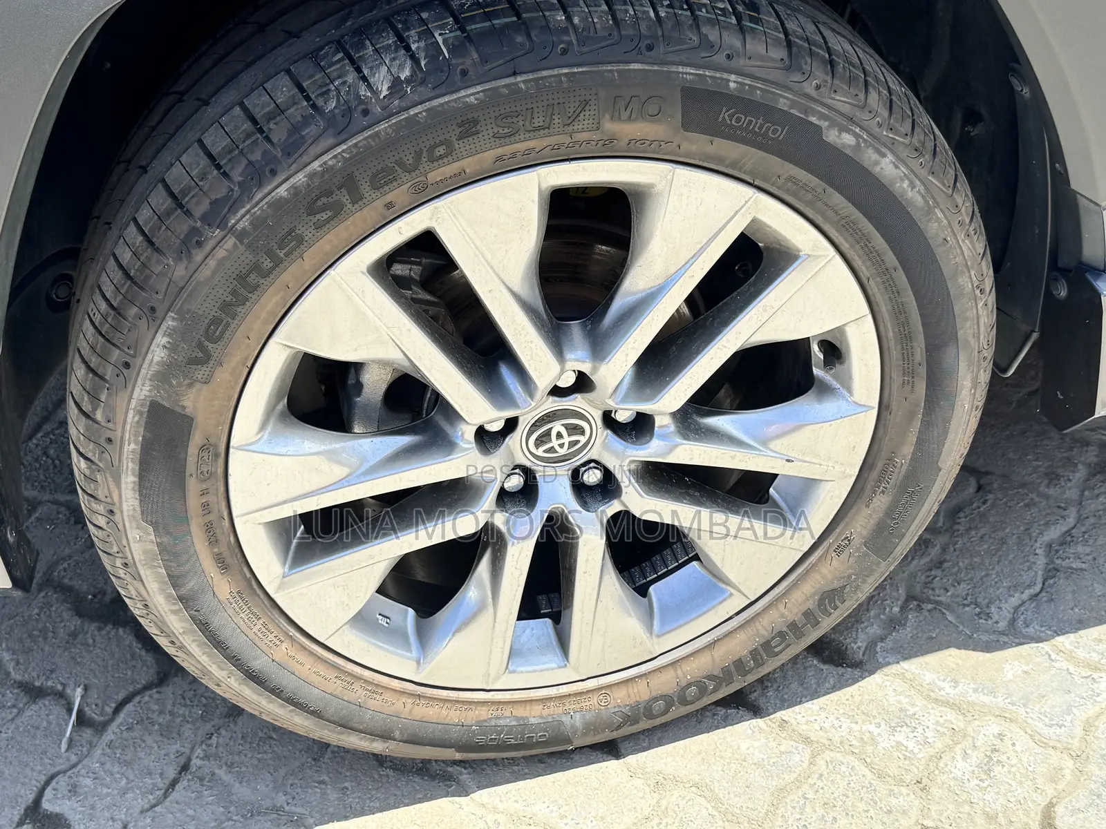 Toyota RAV4 2020 Gray