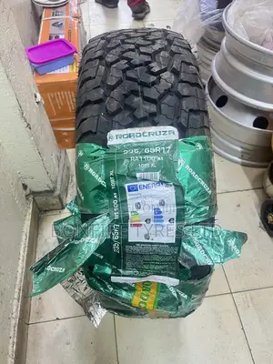 235/65r17 Roadcruza