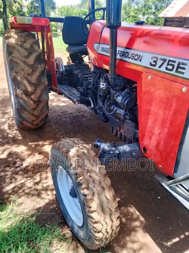 Massey Ferguson 375e - thumbnail 5