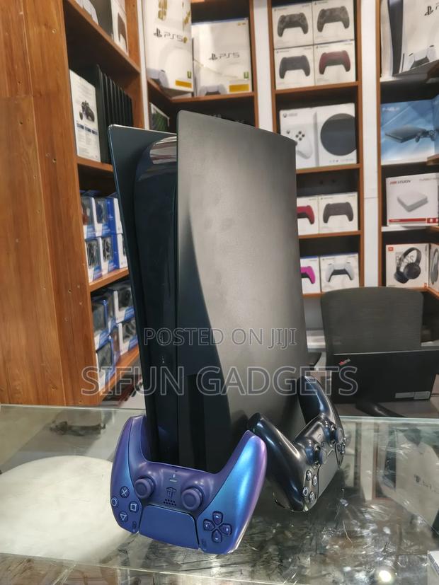 Ps5 Standard Ex Uk Available With 2 Controllers