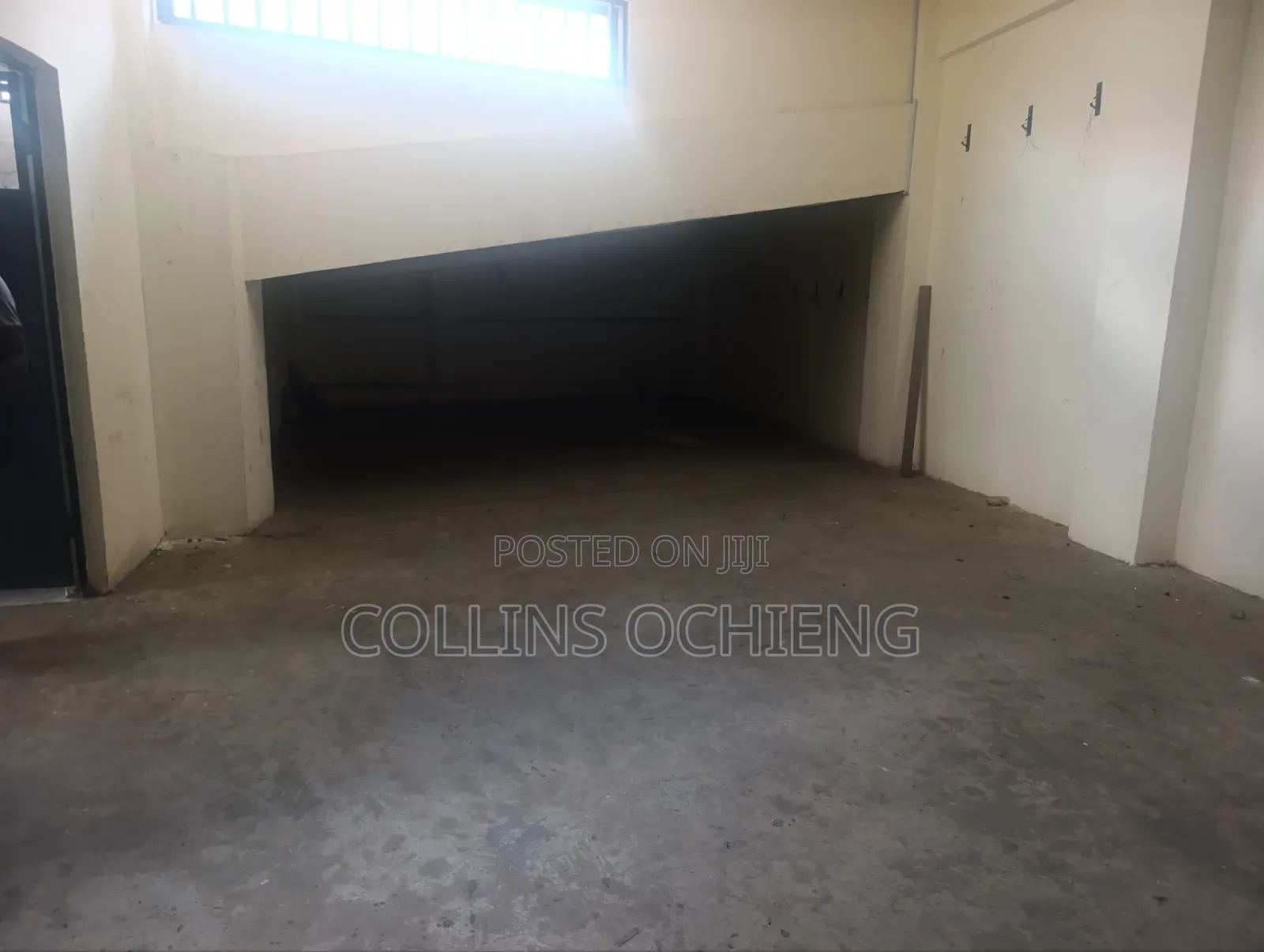 Front Shop With Racks and Office Space to Let - Off Baricho Rd