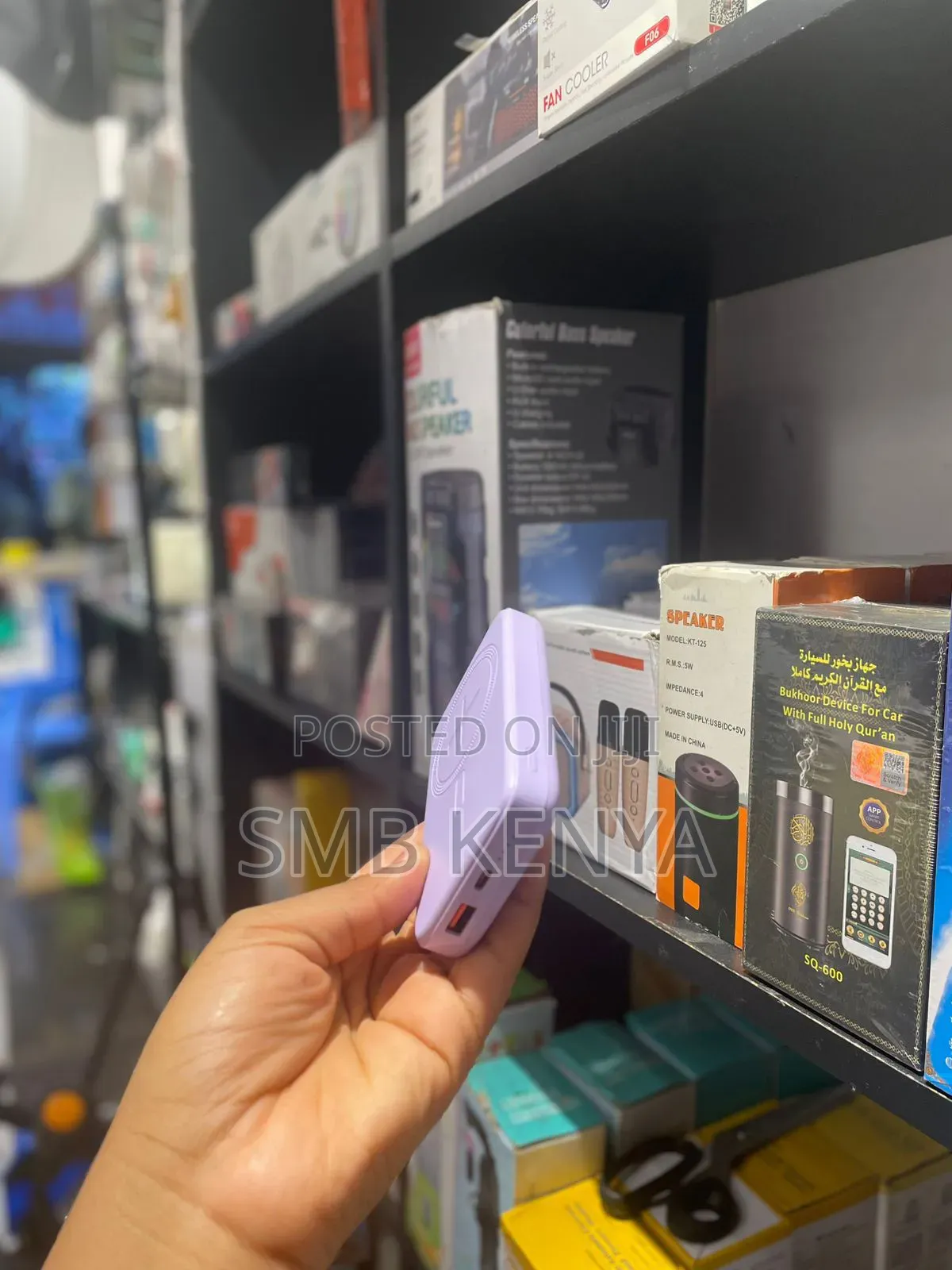 High Quality Wireless 10000 Mah Power Bank Usb-c And Usb-a