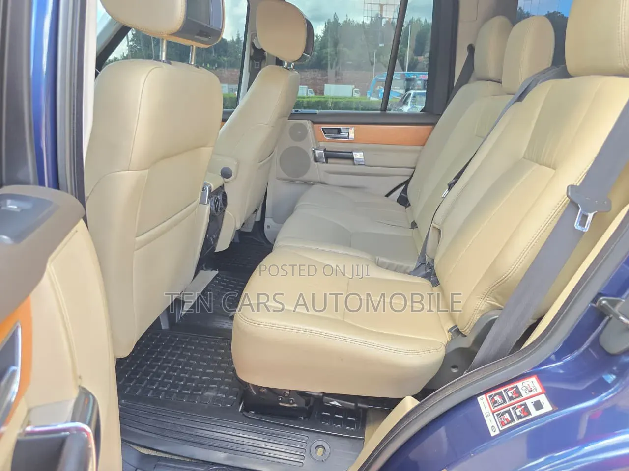 Land Rover Discovery 2014 Blue