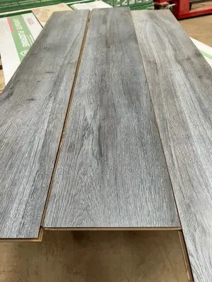 Classicoak Laminate(Wood Laminate)