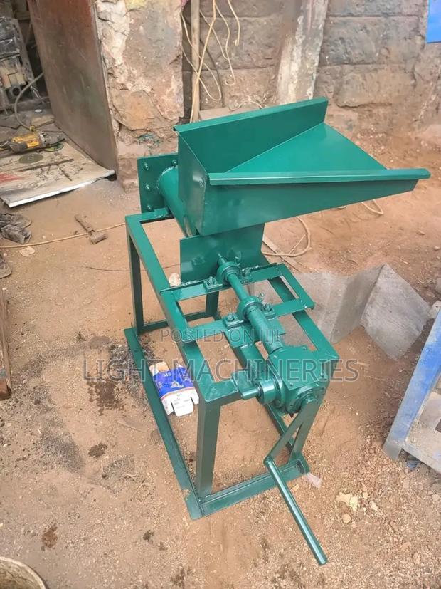 Manual Briquette Machine - thumbnail 2