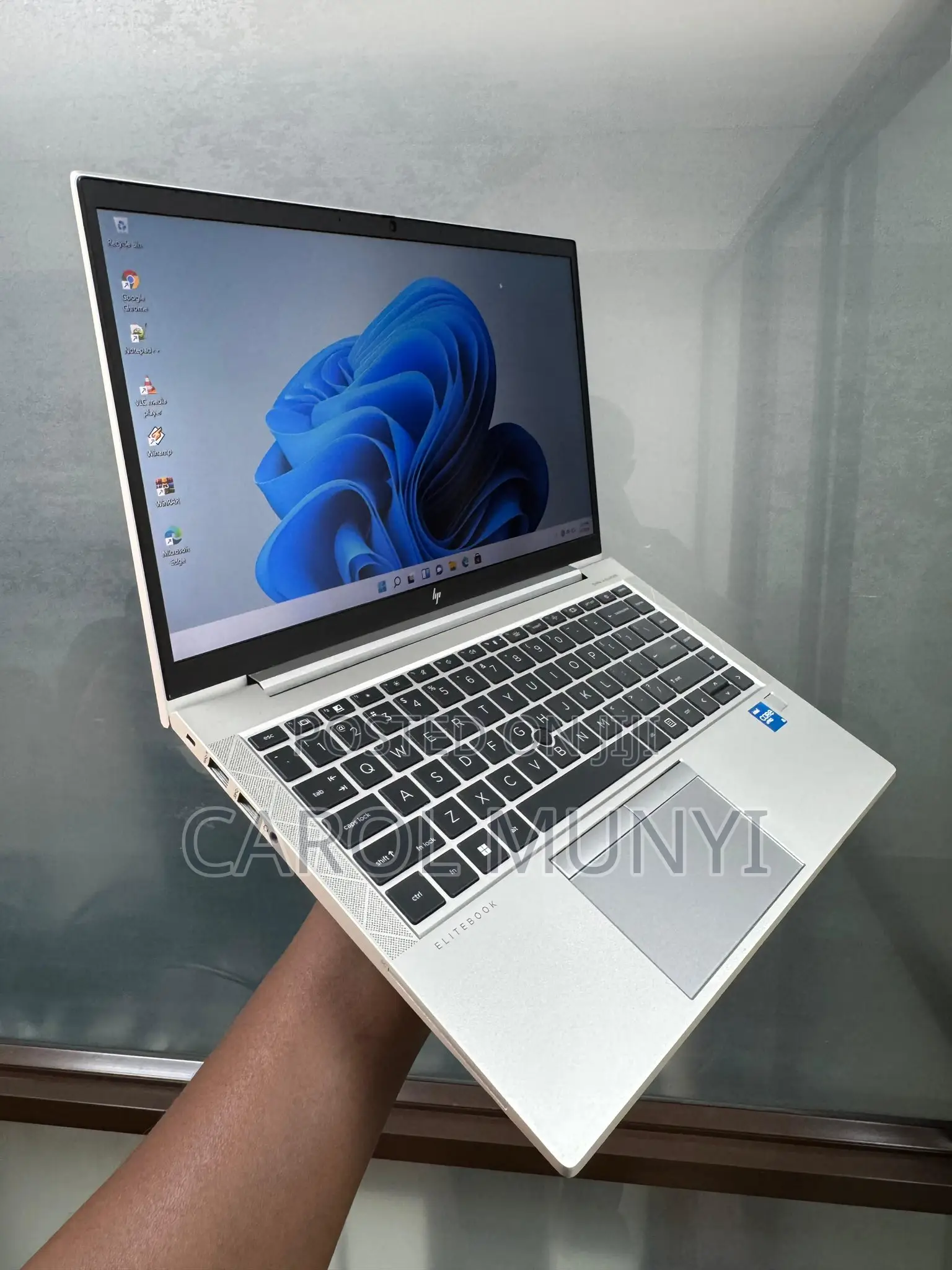 New Laptop HP EliteBook 840 G8 16GB Intel Core i7 SSD 256GB