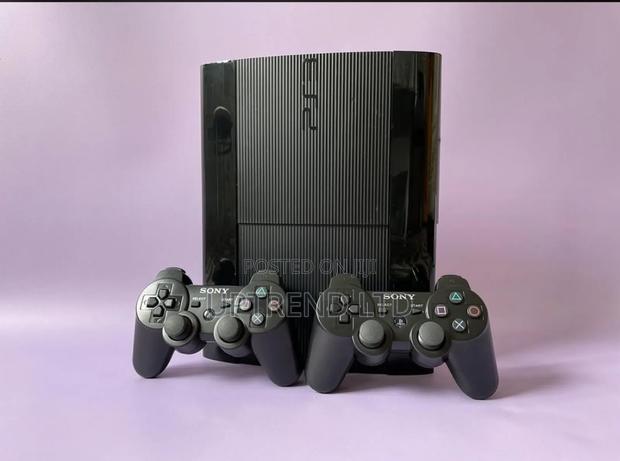 Ex Uk Playstation 3 Superslim Black